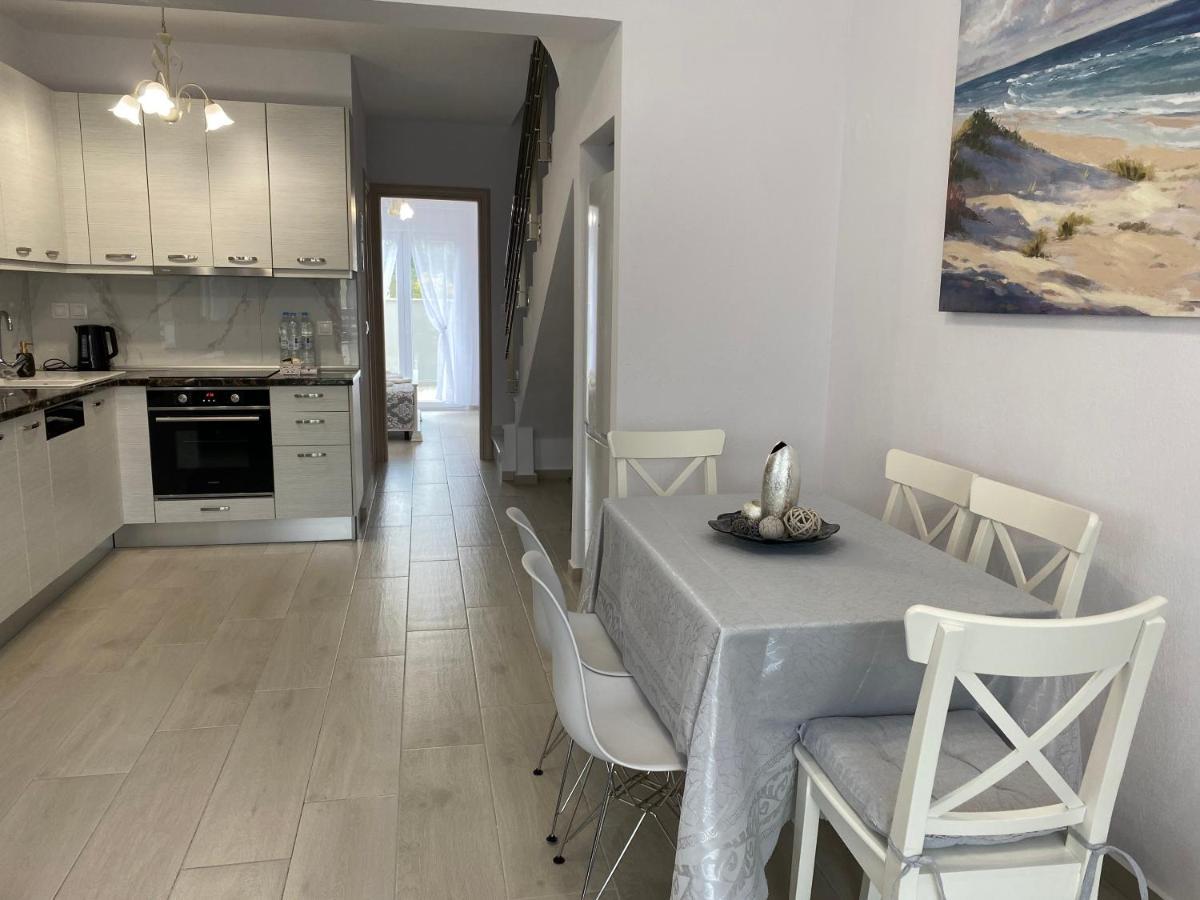Lili Houses In Nikiti 350M From The Beach Exterior foto